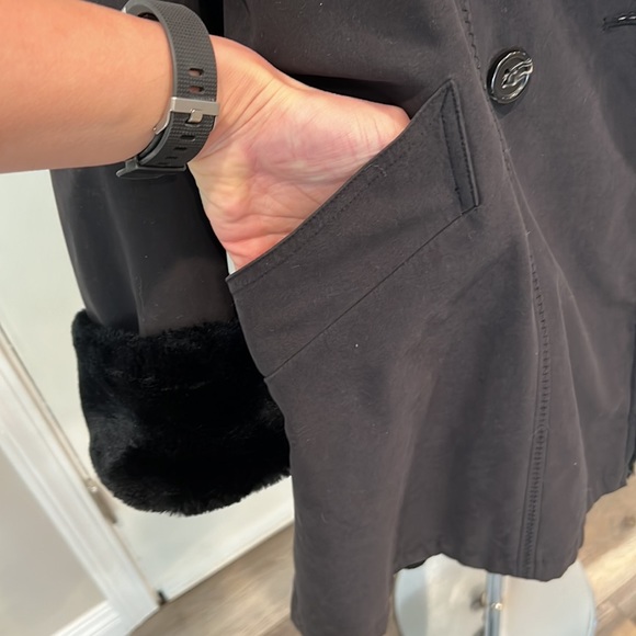 Jacket - Picture 4 of 9